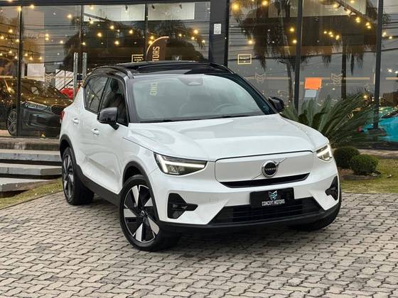 VOLVO XC40 P6 RECHARGE ELECTRIC PLUS